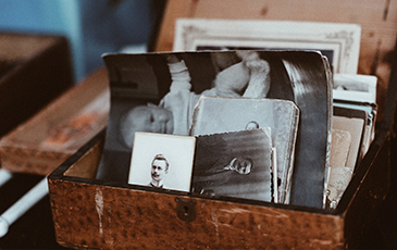 photo in box